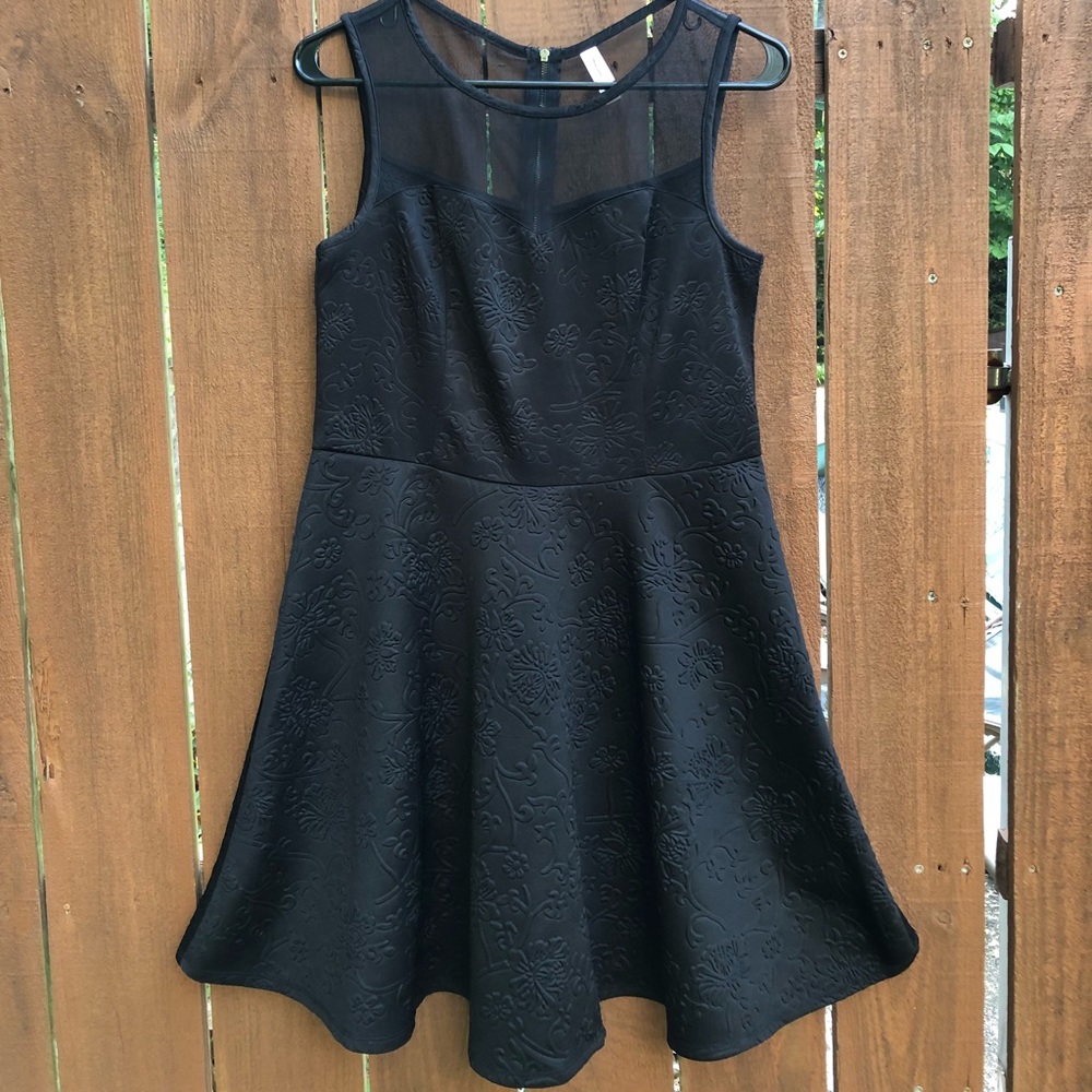 Perfect Little Black Dress!